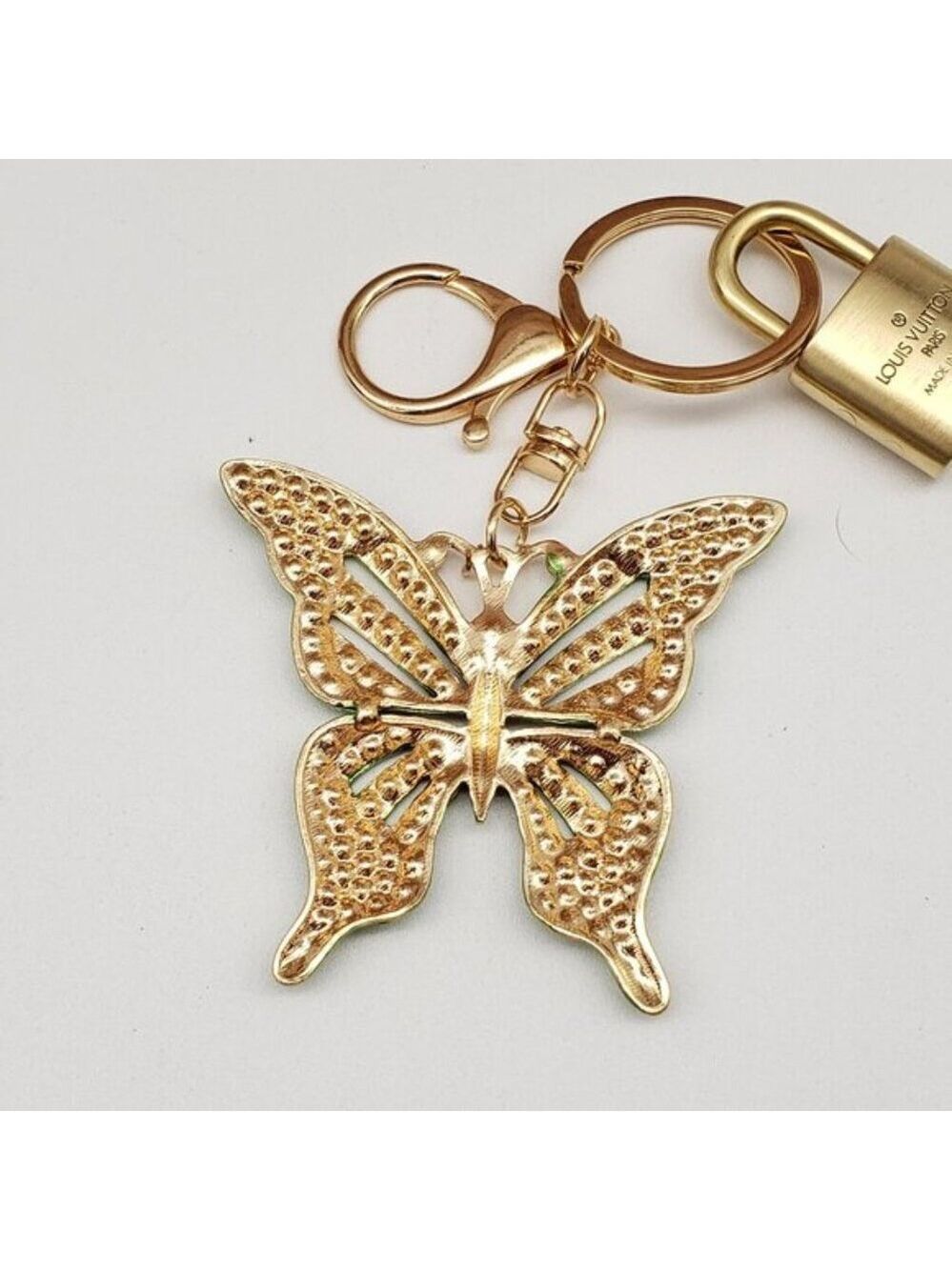 Authentic Louis Vuitton Gold Padlock & Key🔒 w/ Unbranded Butterfly Keychain - Picture 8 of 9